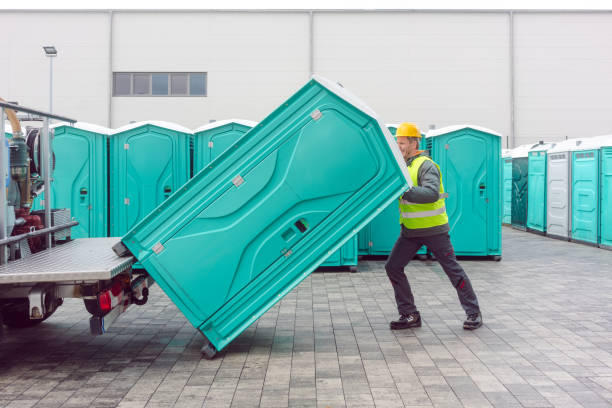 Portable Toilet Options We Offer in Alta Sierra, CA